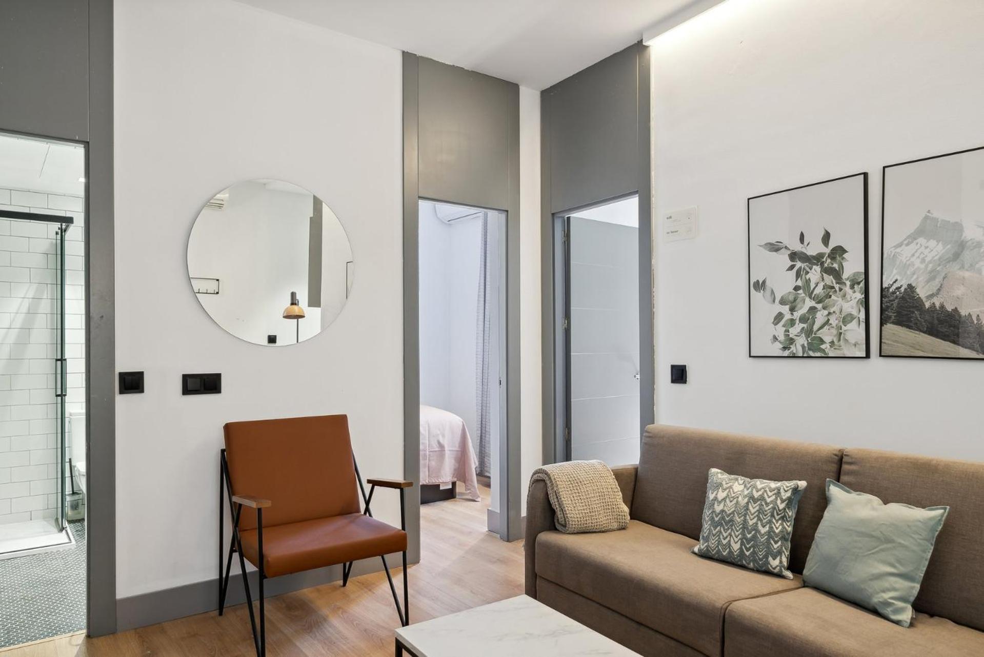 Limehome Calle De Santa Ana - Temporal Appartement Madrid
